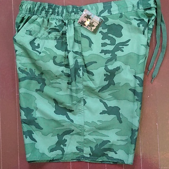 New Men's camo board shorts/swim trunks sz L - Picture 5 of 8
